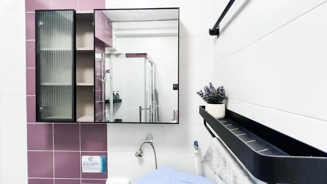 Shared Apartment Lockhart Road 384 Hong Kong China